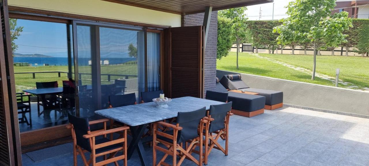 Heaven Luxury Villa Nea Roda Ngoại thất bức ảnh