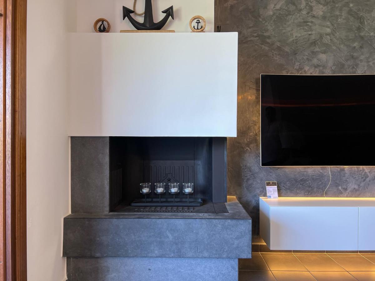 Heaven Luxury Villa Nea Roda Ngoại thất bức ảnh
