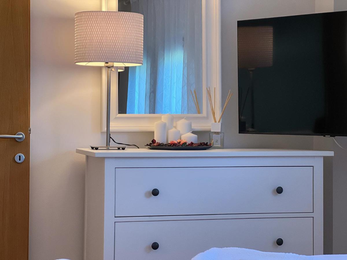 Heaven Luxury Villa Nea Roda Ngoại thất bức ảnh