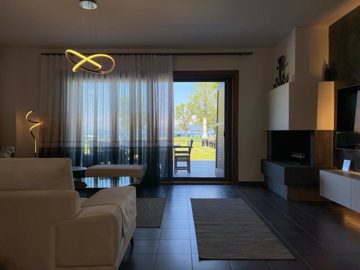 Heaven Luxury Villa Nea Roda Ngoại thất bức ảnh